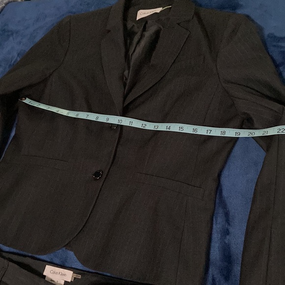 Beautiful Calvin Klein pinstripe suit - Picture 9 of 13